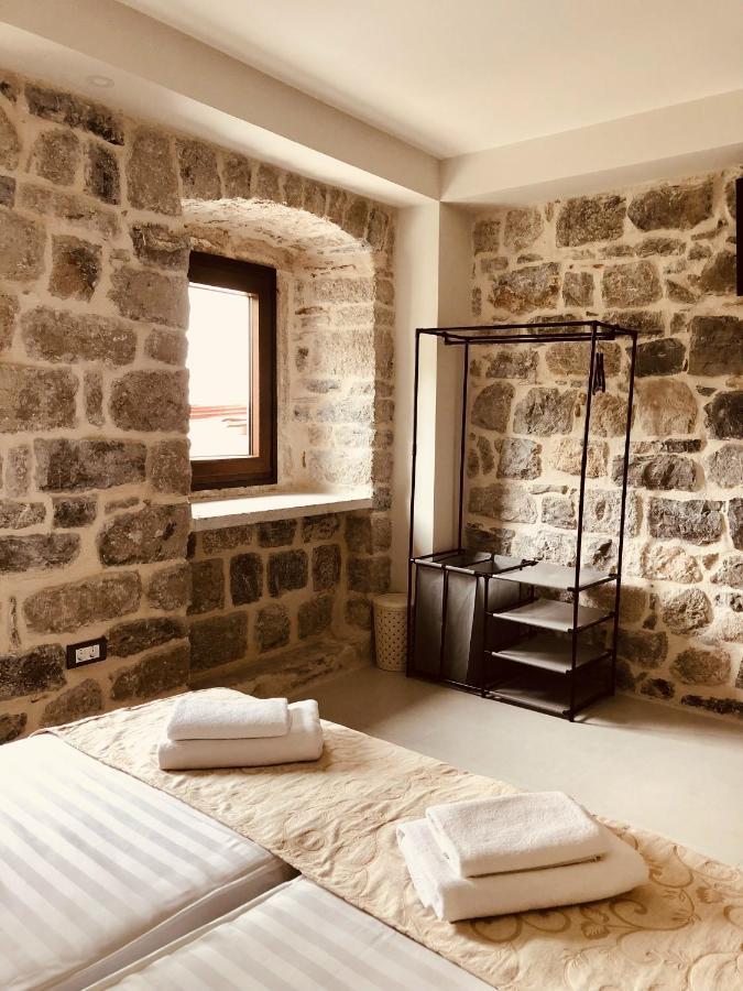 Guesthouse Giraffe Donja Lastva Exterior photo